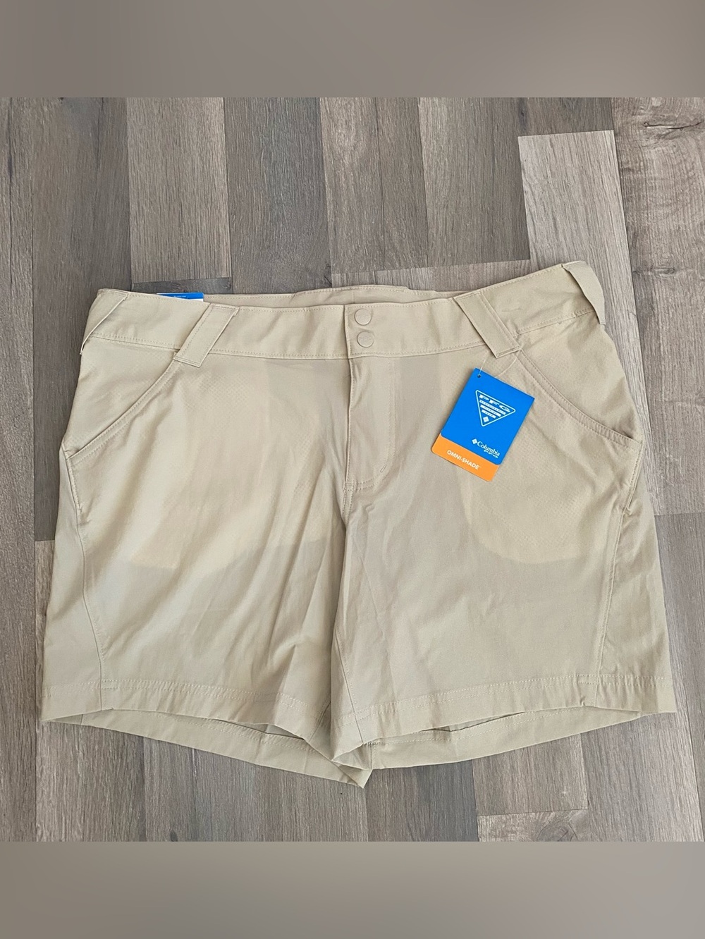 Columbia Women's Short 14 Reg Fit Coral Point III PFG Omni Shade Pockets UPF New
